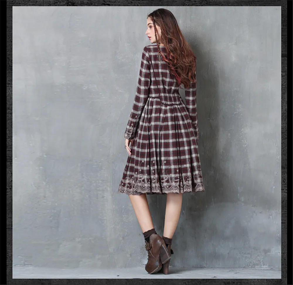 Vintage Embroidery Plaid Women Dress 2017 Autumn Vestido Femininos Cotton Long Sleeve Dress Plaid Patchwork O neck Women Dresses (12)