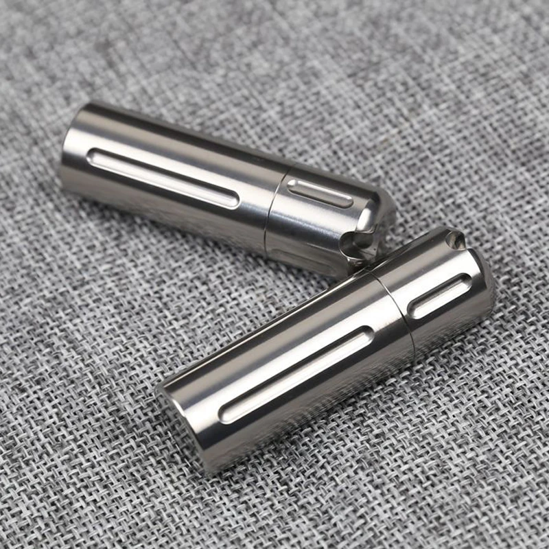 

1pcs Titanium Pill Bottle Waterproof Canister Outdoor Sealing Capsule First Aid Case Metal Medicine Bottle Keychain EDC Tool
