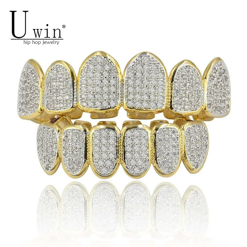 Kopen UWIN Hip Hop GRILLs Iced Out AAA Zirkoon Fang Mond Tanden Grills Caps Top Bottom Grill Set Mannen Vrouwen grills Mode sieraden