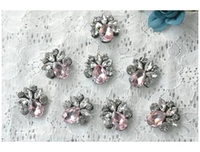  10Pcs/lot Sequins Rhinestones Bead Brooch Patches Applique Sew On Clothes Dress Shoes Bags Cap Sweater DIY Decoration 