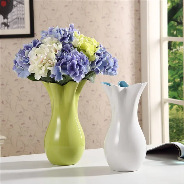 White Green Ceramic Vase Ornaments Home Furnishing Flower White Green Ceramic Vase Ornaments Home Furnishing Flower Decorations Creative Fashion Livingroom Desk Decoration