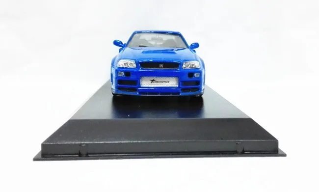 Зеленый светильник 1:43 BRIAN'S 2002 NISSAN SKYLINE GT-R бутик сплава игрушки для детей Детские игрушки модель оригинальная коробка