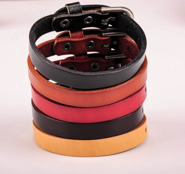 

Lots 5PCS Simply Adjustable Men's Women's Plain Genuine Leather Wrap Bracelet Clasp Buckle Cuff Wristband G458