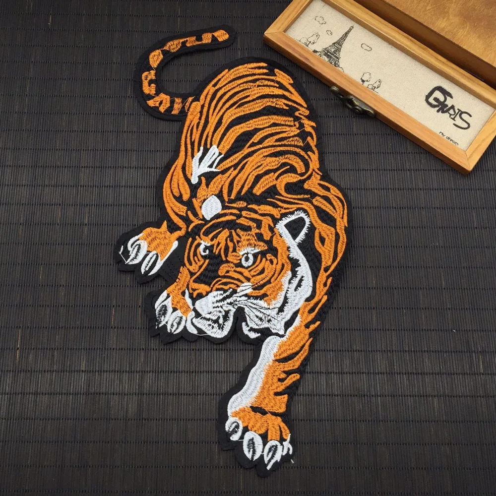 New Embroidery tiger lace patch 3D large applique lace fabric T shirt