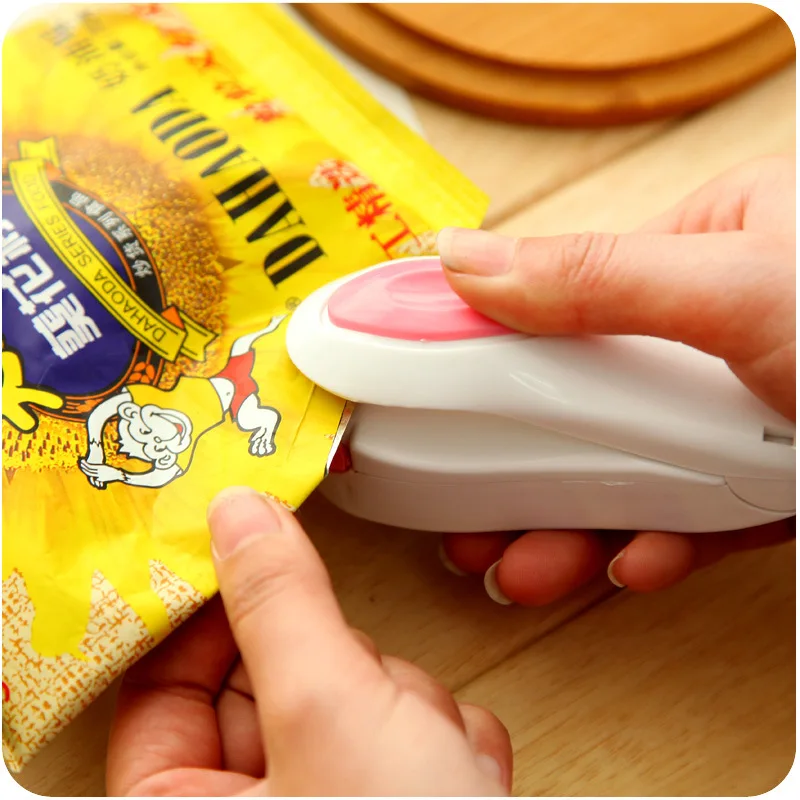 

50pcs Portable Plastic Handy Heater Bag Sealer Capper Household Mini Sealing Machine Food Saver Storage