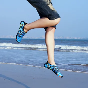 

2019 new unisex sneakers swimming shoes water sports beach surf skid slippers upstream light sports shoes