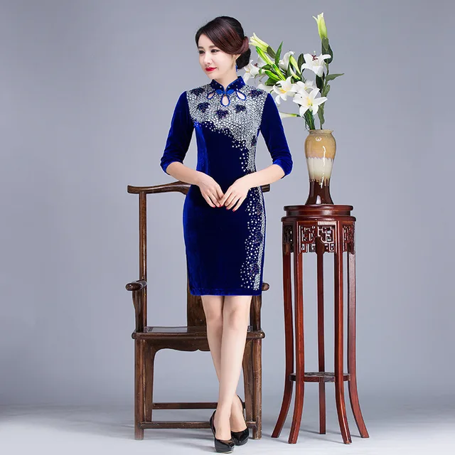 Traditional Chinese Dress Cheongsam Qipao Long Cheongsams Blue Traditional Chinese Dress Cheongsam Qipao Long Cheongsams Blue Oriental Style Dresses Velvet Wedding Gowns Bride Traditions
