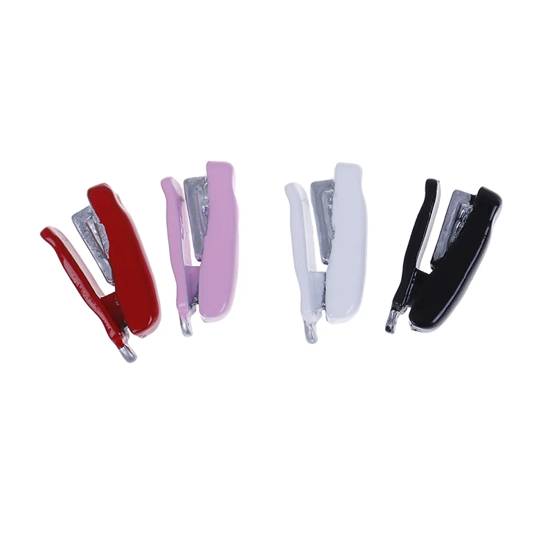 

1/12 Miniature Dollhouse Stapler Mini Studying Romm Stationery Funiture Decor Dollls Accessories Toy