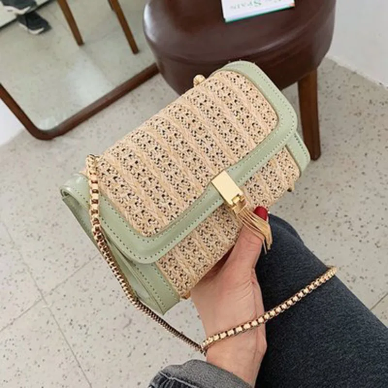 

2019 new straw chain texture handbag shoulder bag wild Messenger versatile simple fashion elegant preparation small square bag