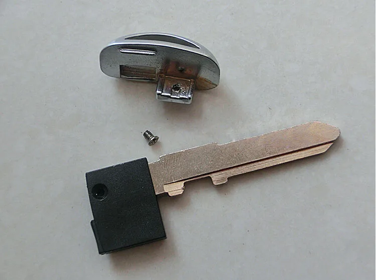2 +1 Buttons Mazda samrt key shell For M3 m6 (4)