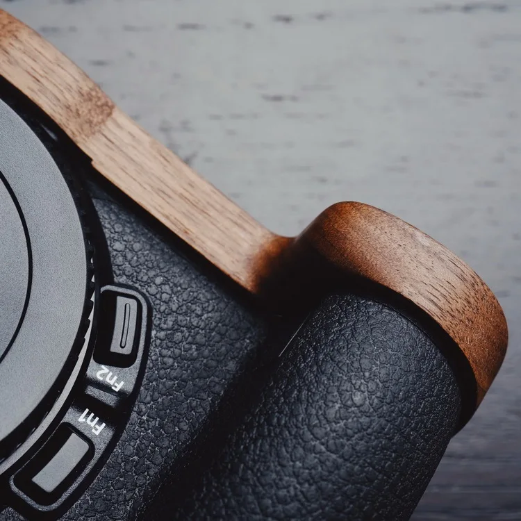 High Quality Handmade Wooden Quick Release L Plate / L Bracket Perfect fit for Nikon Z7 Z6 Hand Grip Holder High Quality Handmade Wooden Quick Release L Plate / L Bracket Perfect fit for Nikon Z7 Z6 Hand Grip Holder