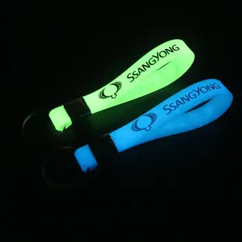 

New Luminous Car-Styling Silicone Keychain Car Sticker key ring For Ssangyong Rexton Kyron Korando Key Chain Accessories