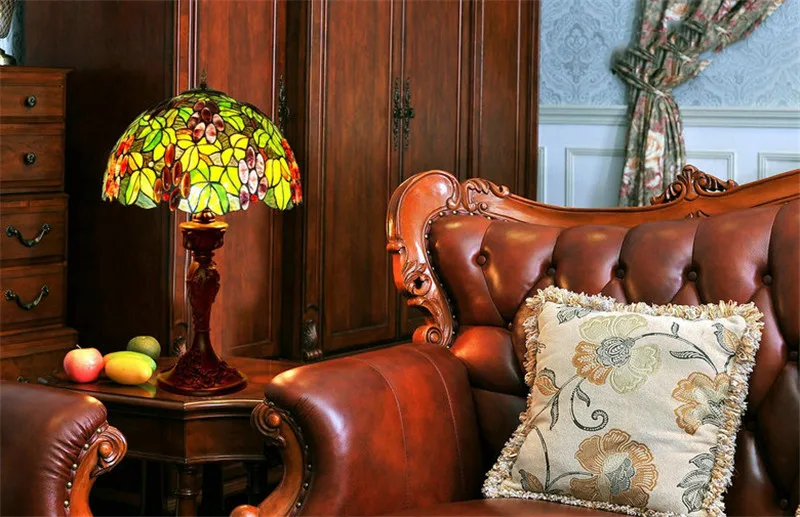 Tiffany Grape Table Lamp19