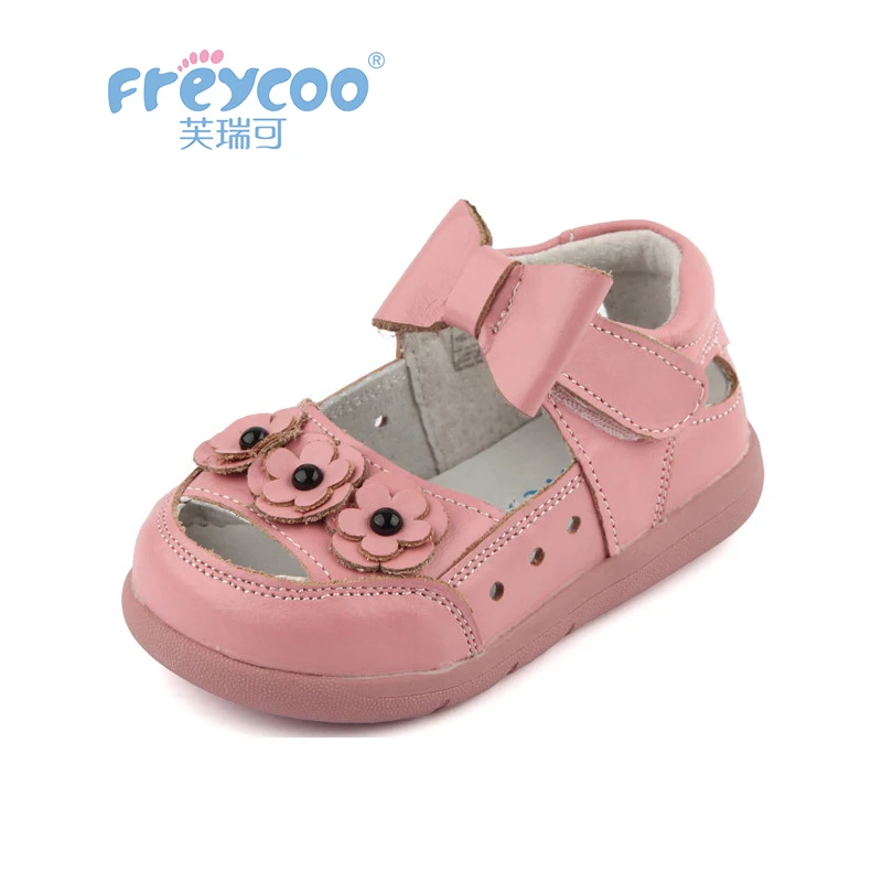Freycoo 2019 новые летние детские обувь для малышей для обувь девочек воловьей пояса из натуральной кожи От 0 до 1 года Prewalker Cack8215