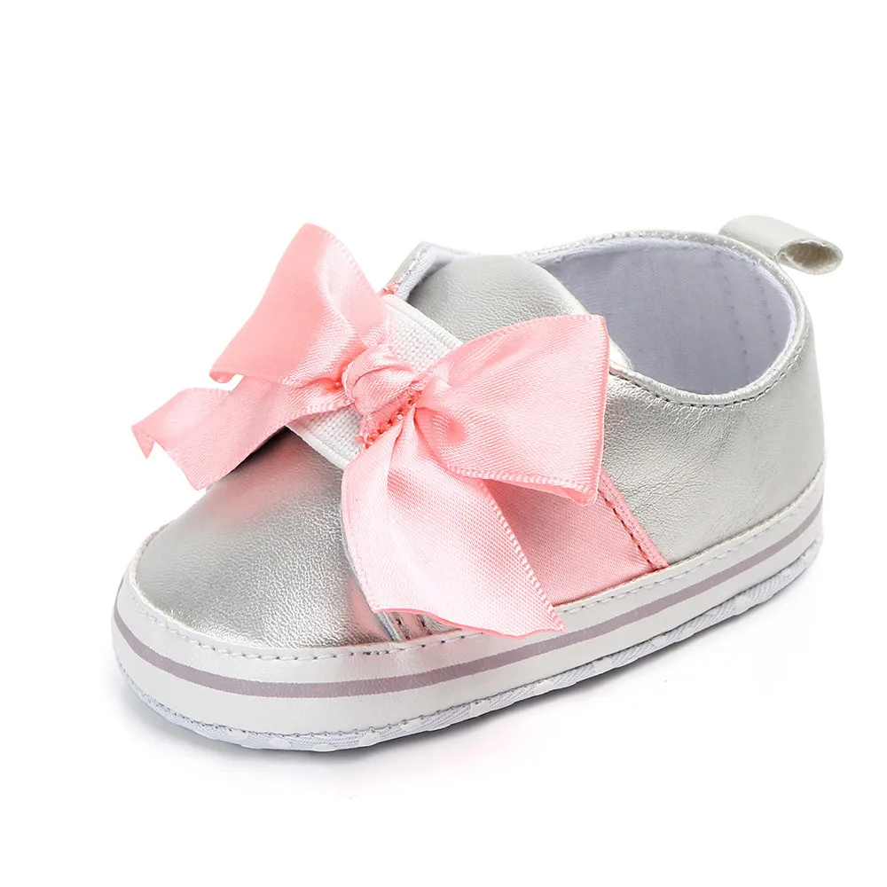 Мягкая теплая обувь для маленьких мальчиков и девочек; однотонная детская обувь с бантиками для маленьких девочек и мальчиков; милая и удобная обувь для первых шагов