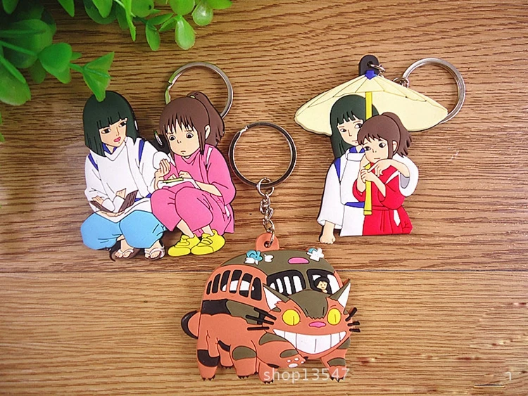 

Miyazaki Hayao Anime PVC Keychain Holder Tonari no Totoro Mini figure Key chain Totoro Bus Faceless My Neighbor Totoro Key Chain