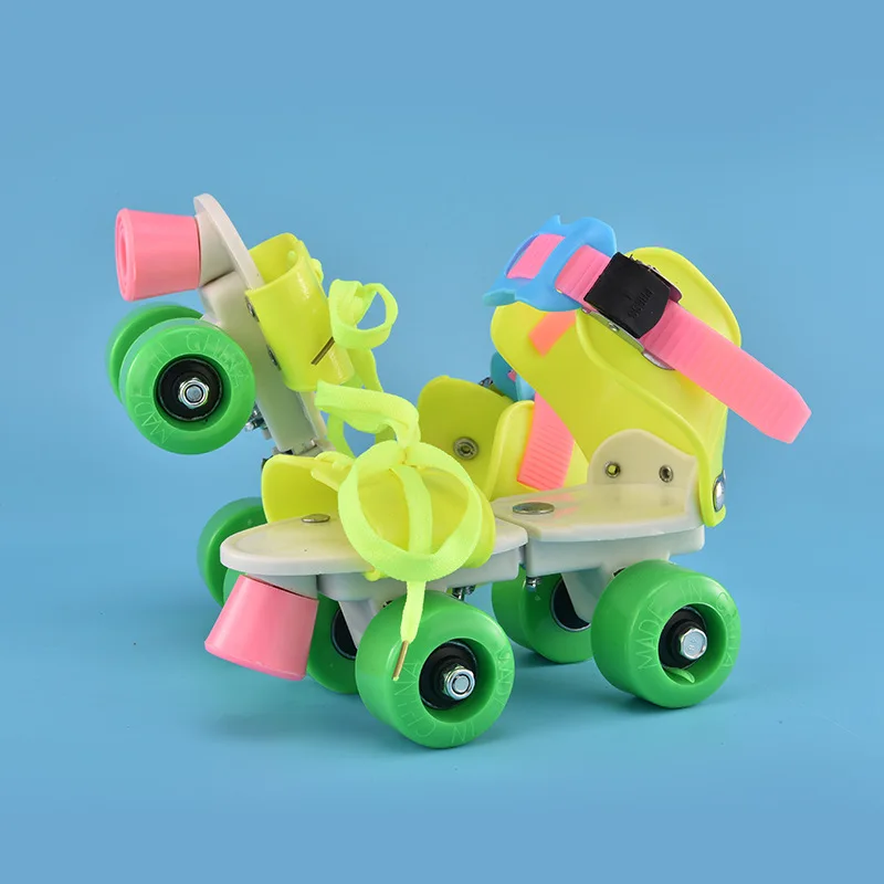 جديد قابل للتعديل حجم الأطفال زلاجات دوارة صف مزدوج 4 عجلات أحذية التزلج للمبتدئين انزلاق سباق التعرج حذاء تزلج بعجلات الاطفال هدية