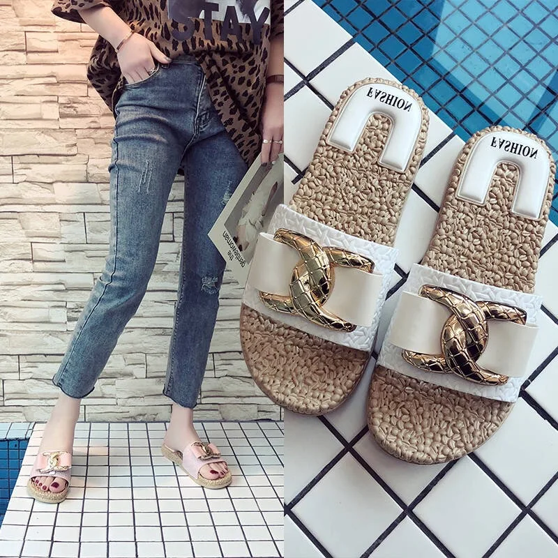 

Female Summer Outside Through The Net Red Metal Buckle Hundred Slippers Letter Buckle Beach Slippers