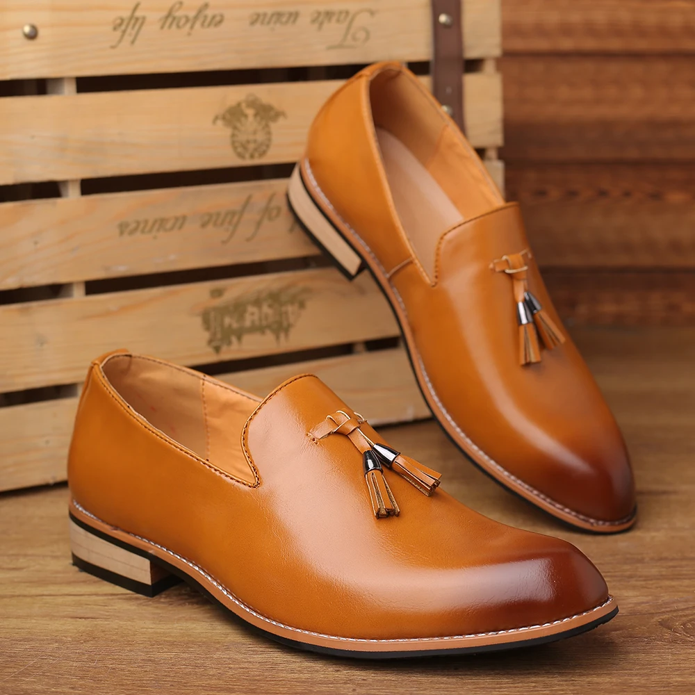 Брендовая мужская обувь; высококачественные оксфорды в британском стиле; мужская кожаная повседневная официальная обувь; деловая модельная обувь; классические мужские туфли на плоской подошве с кисточками