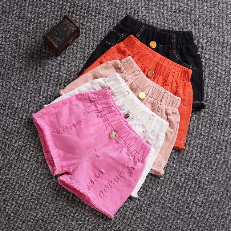 Girls denim shorts summer female baby pants Korean version of children's pants children's summer children's jeans 2018 hot FREE Girls denim shorts summer female baby pants Korean version of children's pants children's summer children's jeans 2018 hot FREE