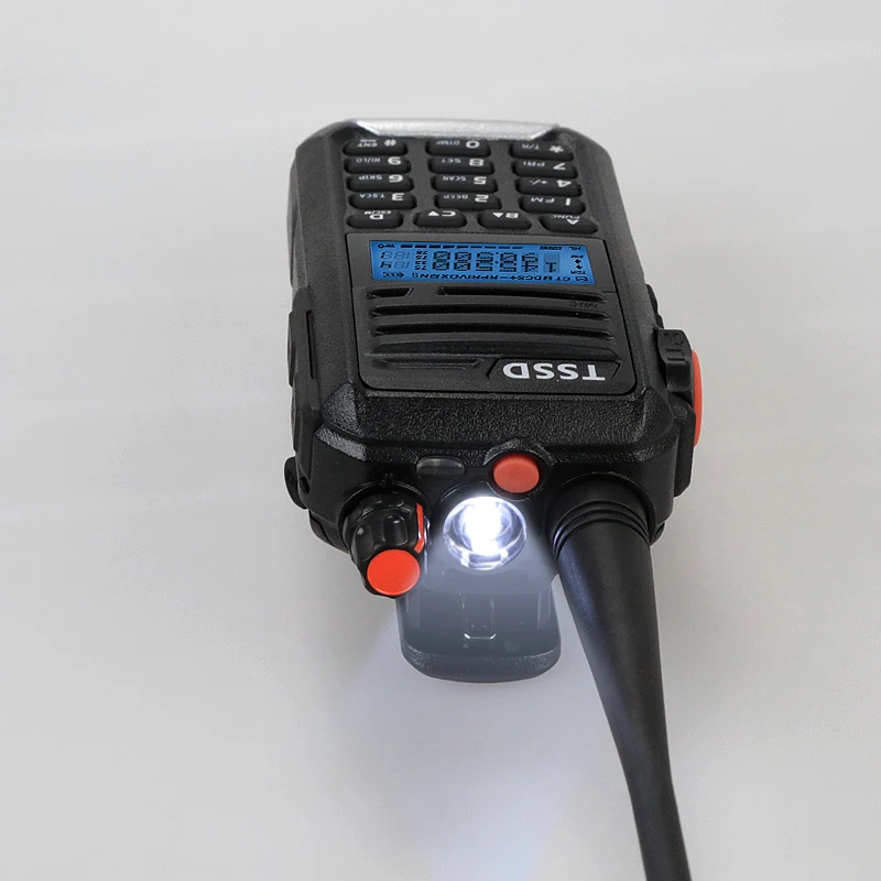 Продвижение дешевые 5 Вт голос шифрования скремблер UHF Ручной радио TS-M588