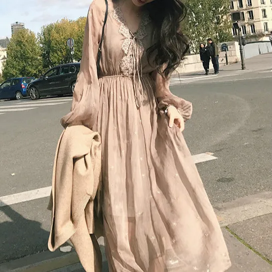 

Embroidery Stars Lace Dress Boho Style Women Long Dress Lace-up Long Sleece Casual Beach Dress Vestidos Robe 2019 New