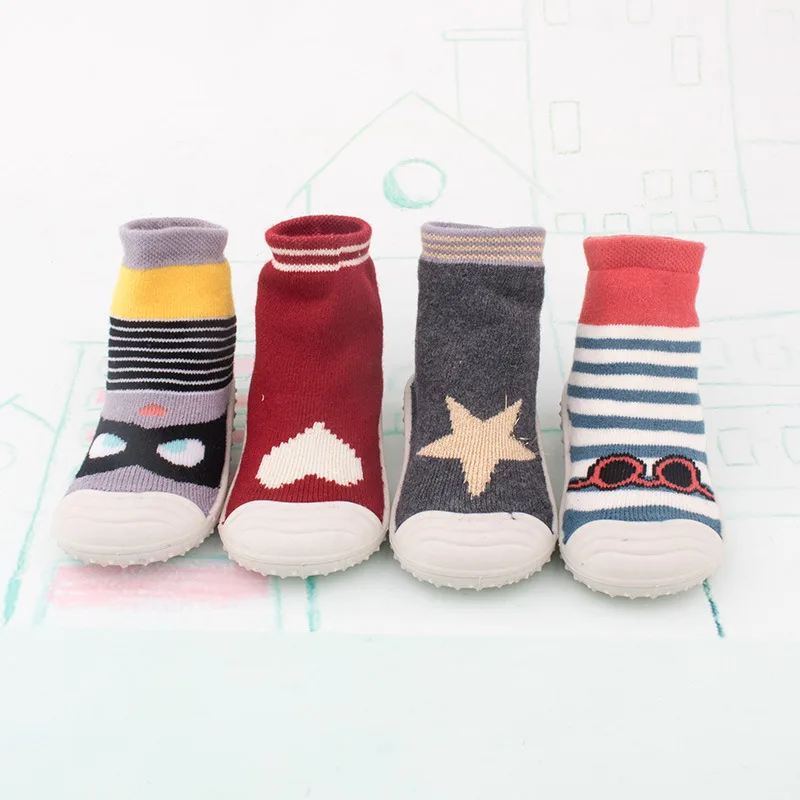 

2018 autumn new non-slip boys and girls baby toddler shoes cartoon low to help soft sole shoes direct sales
