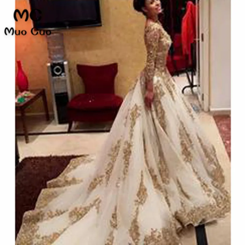 Gold Lace V-Neck Long Sleeves Chapel Train Ball Gown Wedding Dresses with Beading32