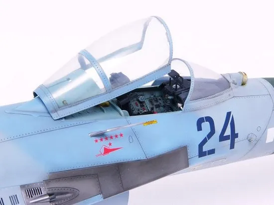 Trumpeter Sukhoi Su-27 Flanker B #02224 1 32 Scale for sale online 