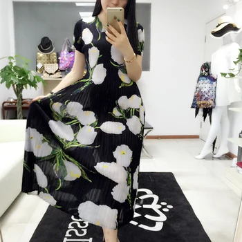 

FREE SHIPPING Miyake fashion fold o-neck short sleeve print pleated dress IN STOCK