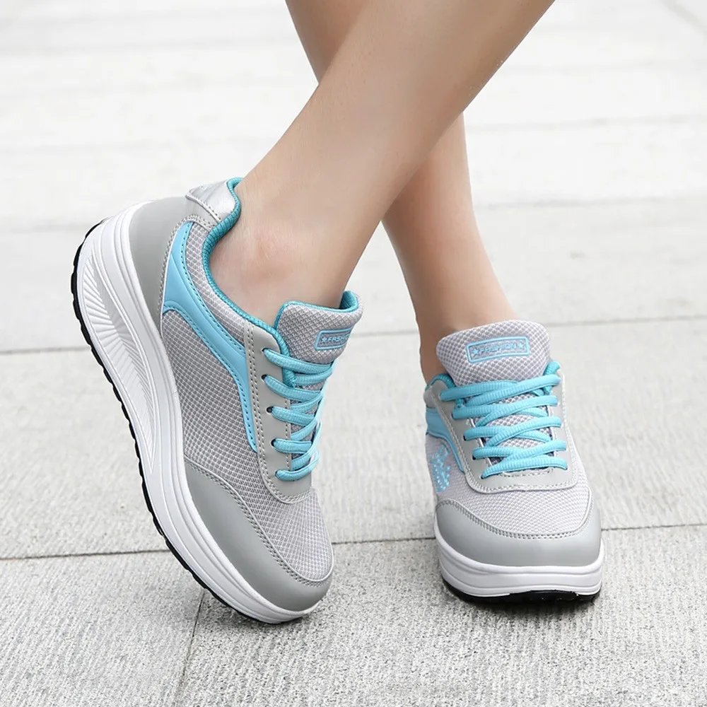 Женские кроссовки из сетчатого материала, увеличивающие рост; кроссовки с мягкой подошвой для женщин и девушек; мягкие кроссовки для бега; 8,724 - Цвет: Blue