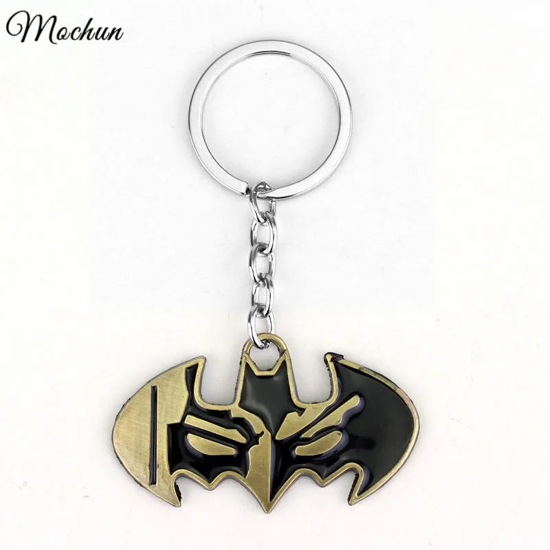 

MQCHUN Batman Enamel Keychain Bat Man Keyring The Avengers Super Hero Key Chain Marvel Movie Jewelry Key Ring Holder Accessories