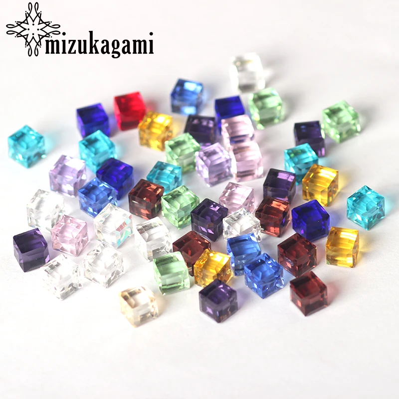 8mm 25pcs Cube Square Crystal Glass Faceted Loose Spacer Beads DIY Crafts #Q 8mm 25pcs Cube Square Crystal Glass Faceted Loose Spacer Beads DIY Crafts #Q
