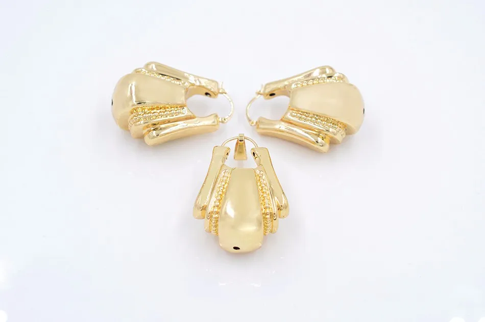 Jewelry sets (2)