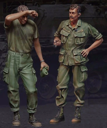 Details about  / 1//35 Resin Figure Model Kit Vietnam War US Soldiers Cover Taking Hit Unpainted