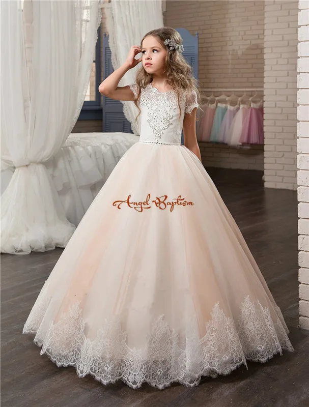 

2018 Cheap Blush Pink Flower Girls Dresses Ball Gown Lace Appliques Short Sleeve Little Kids Girls Communion Pageant Dresses