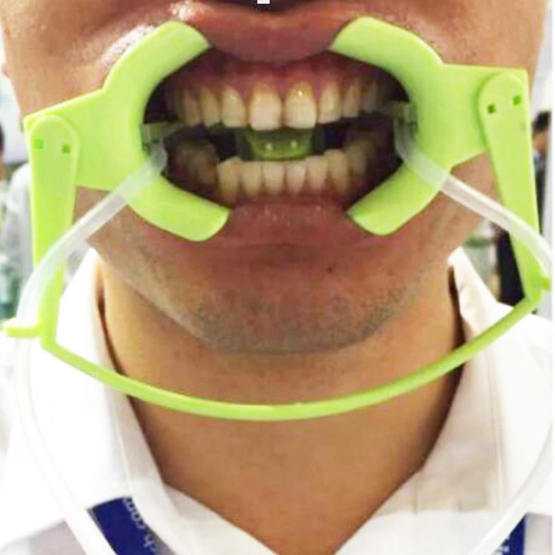 Denxy 1Pc dental Cheek Retractor Dry field system with Saliva Suction