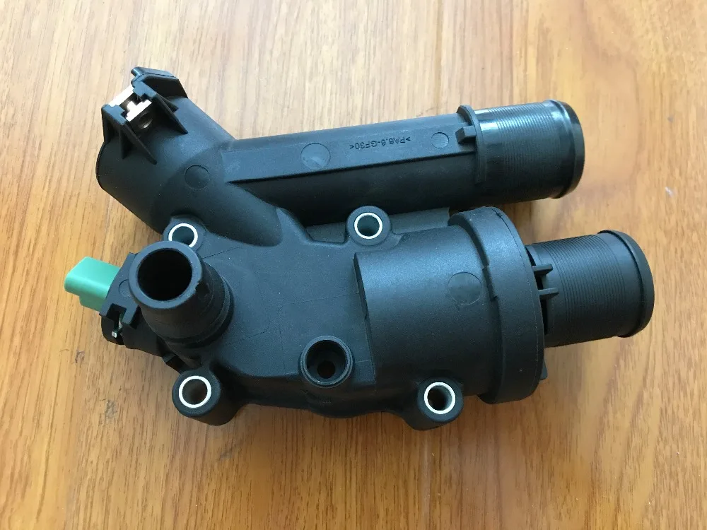 Auto Engine parts Coolant Thermostat Housing For Land Rover Freelander