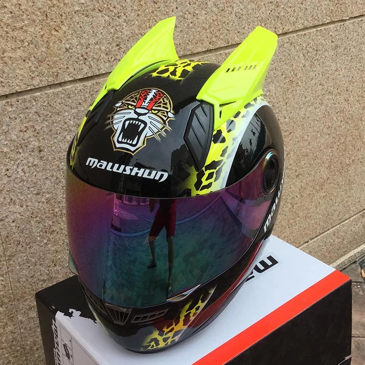 

Malushun leopard print full-helmet with horned motorcycle helmet
