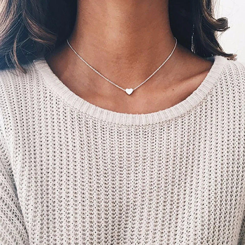 

New Simple Peach Heart Necklace Woman Elegant Hundred Boutique Love Item Decorative First Heart Collarbone Chain Stainless