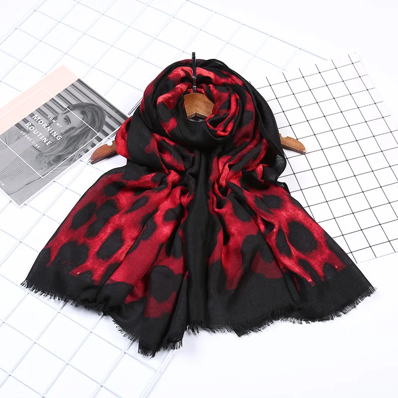 

TagerWilen Cotton Luxury Brand Scarf 2017 Summer Shawl 4 Seasons Scarves Leopard Print For Women Beach Wrap Winter S-49