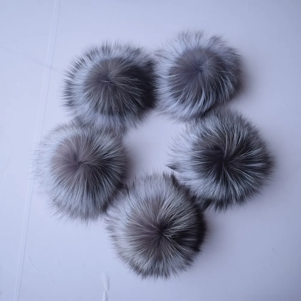 

Winter Hat Special Offer 5pcslot 2017 Big Genuine Real Fox Fur Pompom Pom Poms Hair Accessories Pompon Ball For Shoes Hats Bags