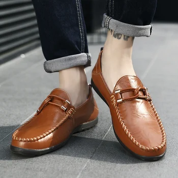 

Mens Loafers 2019 Car Driving Shoes Man Loafers British Style Handmade Men Casual Shoes Soft Light Weight Flats Lazy Shoes Brown