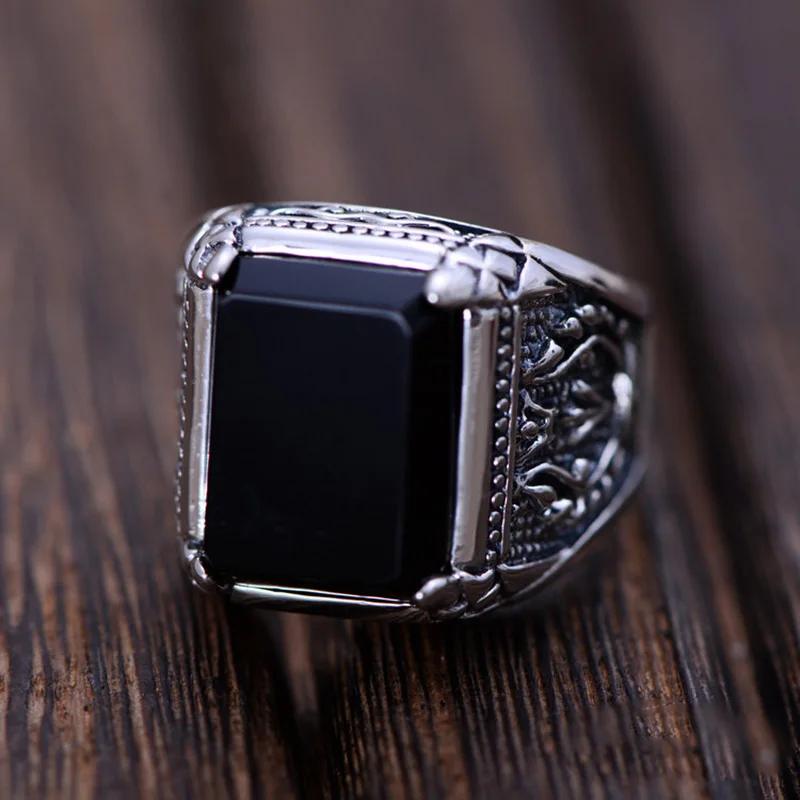 

Pure 925 Sterling Silver Black Synthetic Onyx Ring For Men Female Engraved Flower Men Fashion Sterling Thai Silver Jewelry Gifts