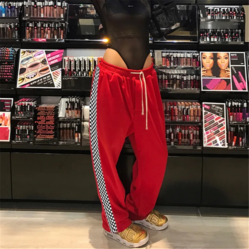 

Fetoo Drawstring Loose Straight Pants Women Trousers Elastic Waist Casual Side Plaid Patchwork Red Sweatpants 2017 Runway Pants