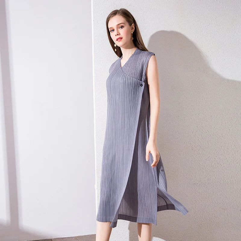 

Fake two pieces of dress thin summer new styles side fork folds loose names long dress miyake pleated dress free shipping