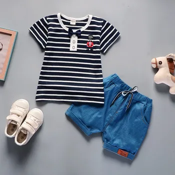

children's costumes sets summer cotton Cartoon Doll stripe Short sleeve T shirt bow Button tops+short denim pants girl clothes