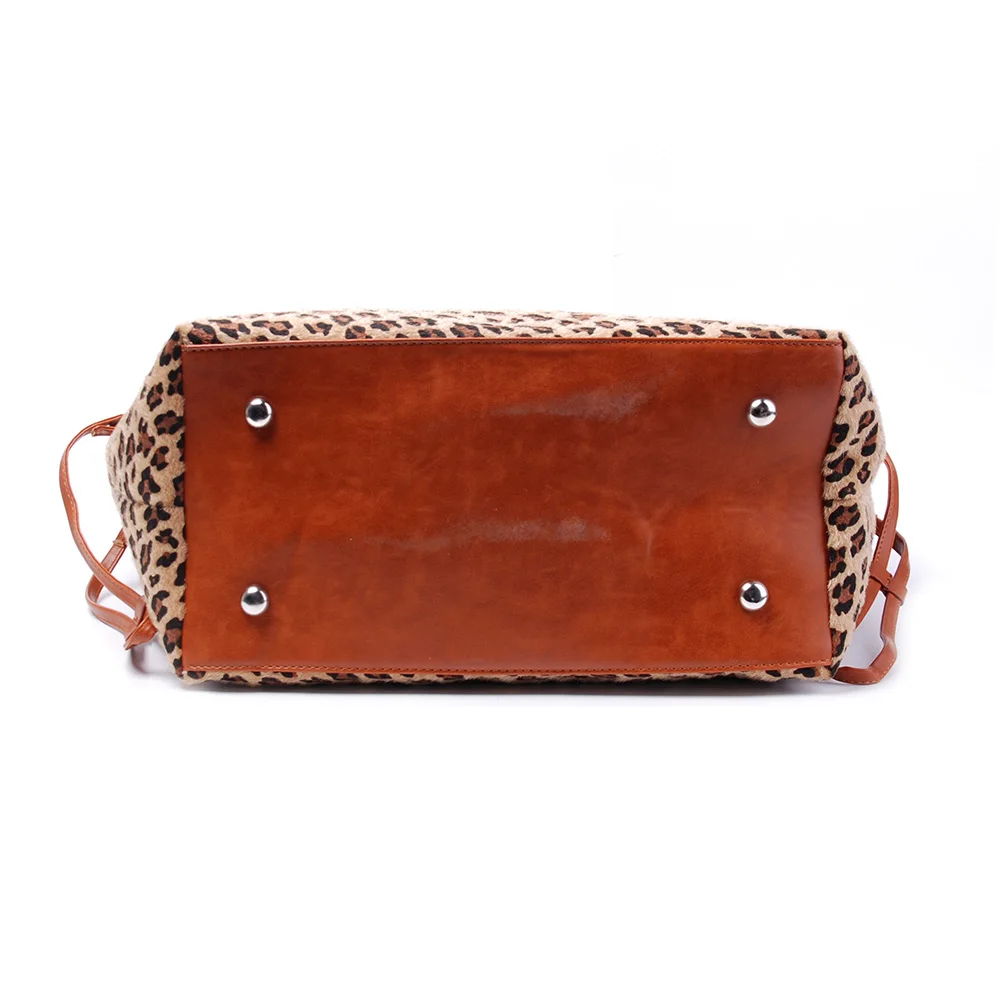 Leopard PU handbag (4)