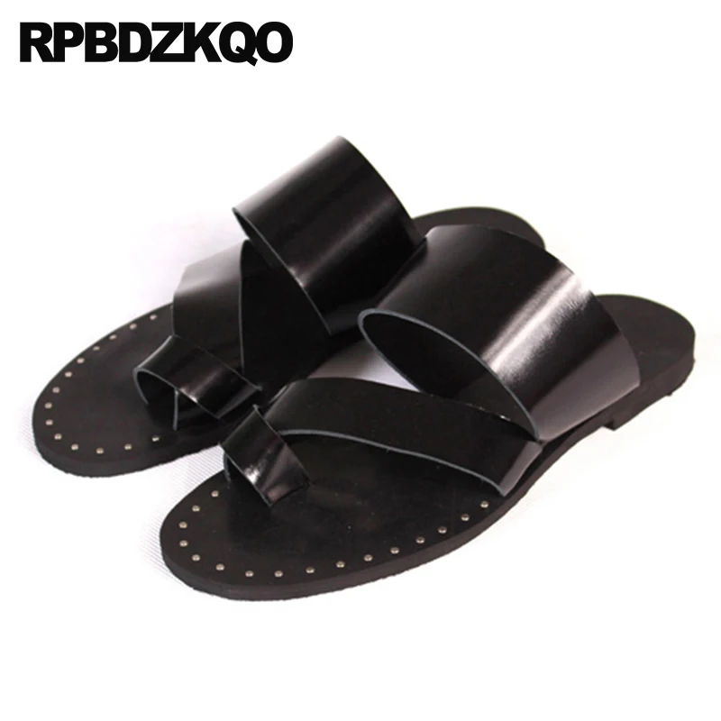 mens sandals with big toe loop