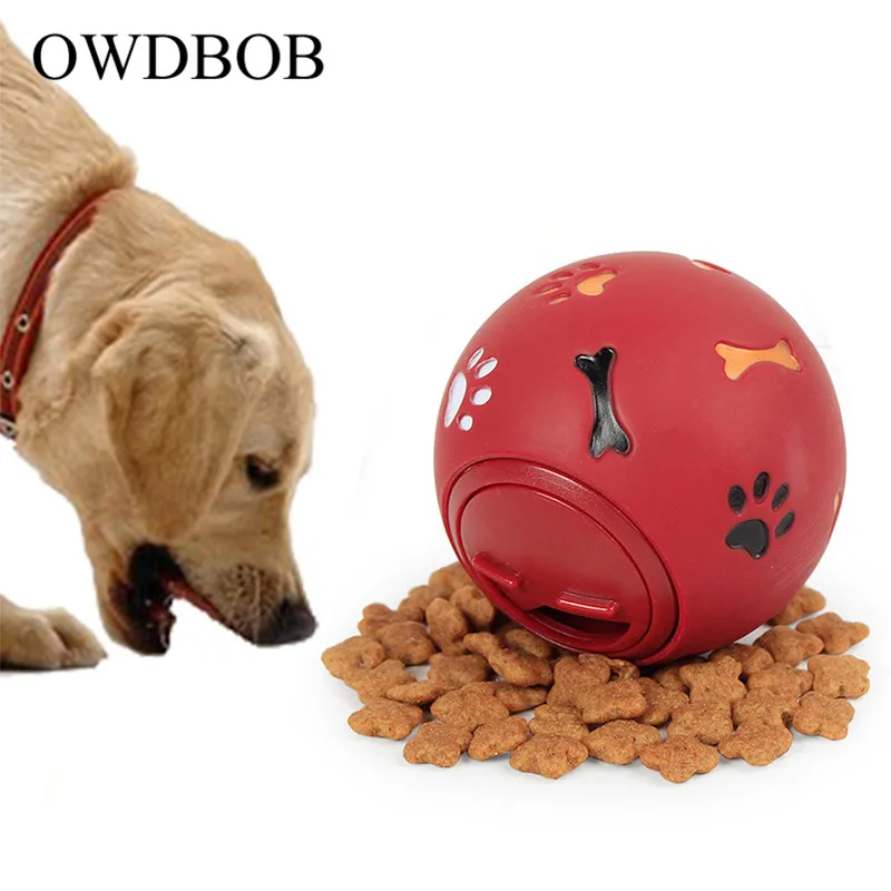 Мячик для лакомства для собак. Умные игрушки для животных. Мячик с кормом для собак. Щенок с мячиком. Игрушка для собак.